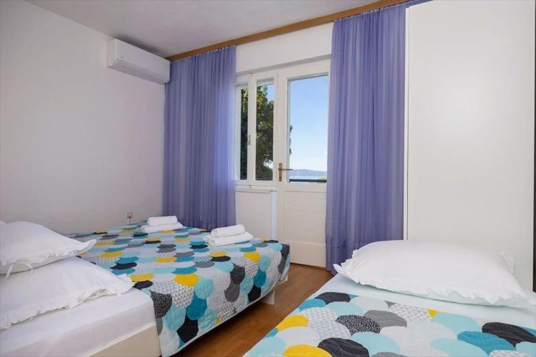 Apartments Irena Tucepi Exterior photo
